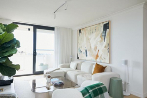 The Bondi Escape Isyd, Sydney